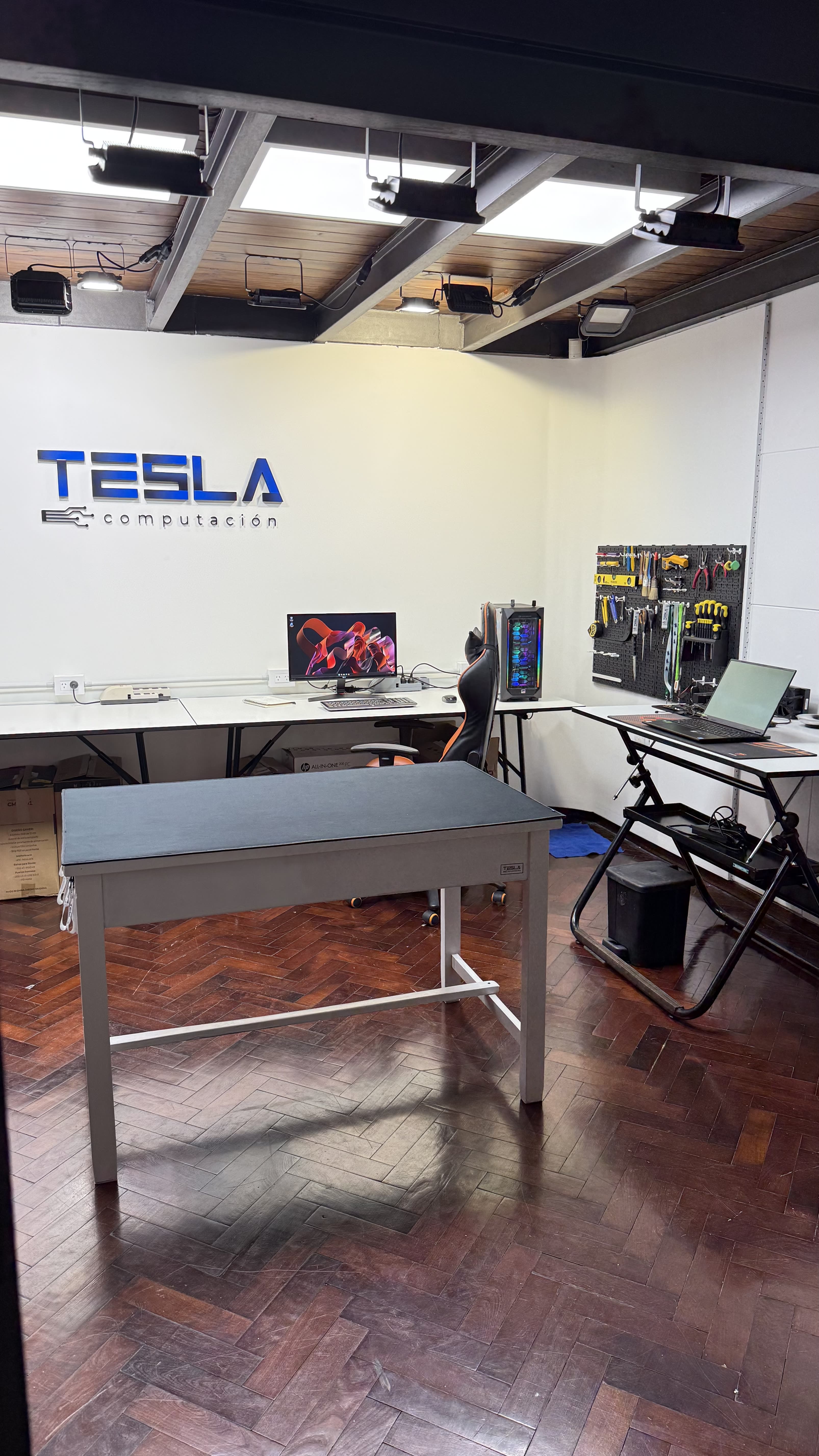 Taller Tesla Computación